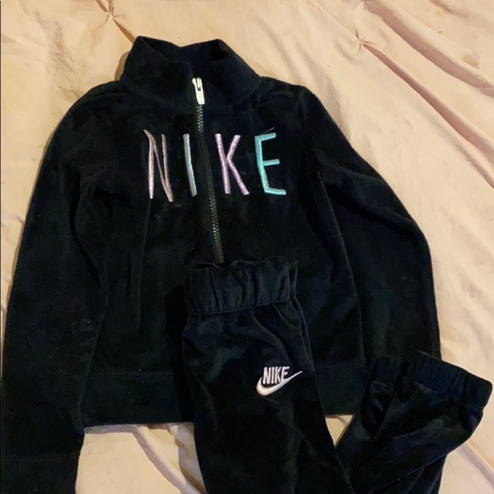 Baby girl Nike Velvet Set